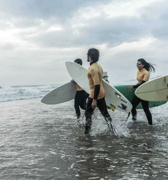 7 Surf-Destinationen weltweit für jedes Level 