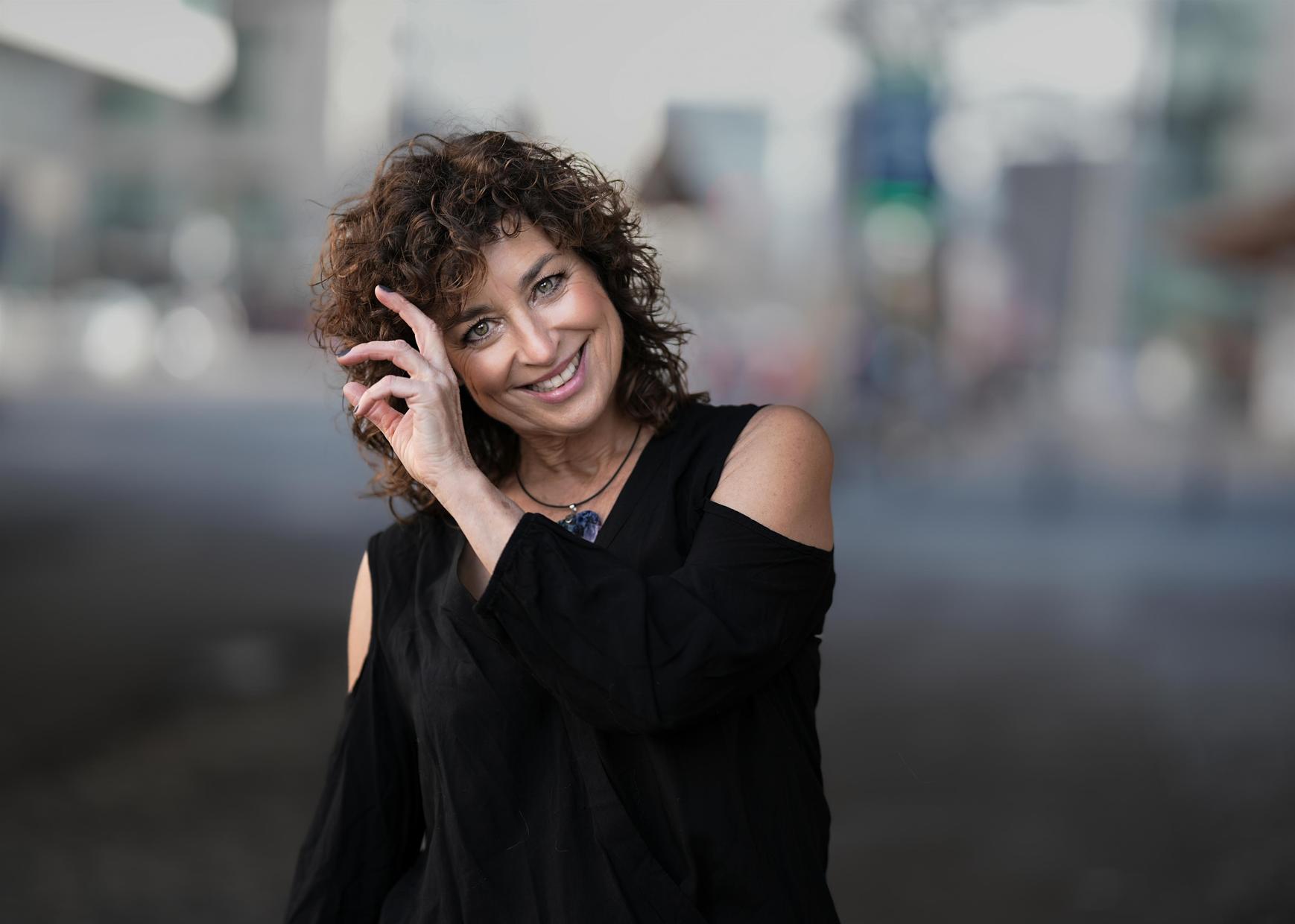 Isabel Varell