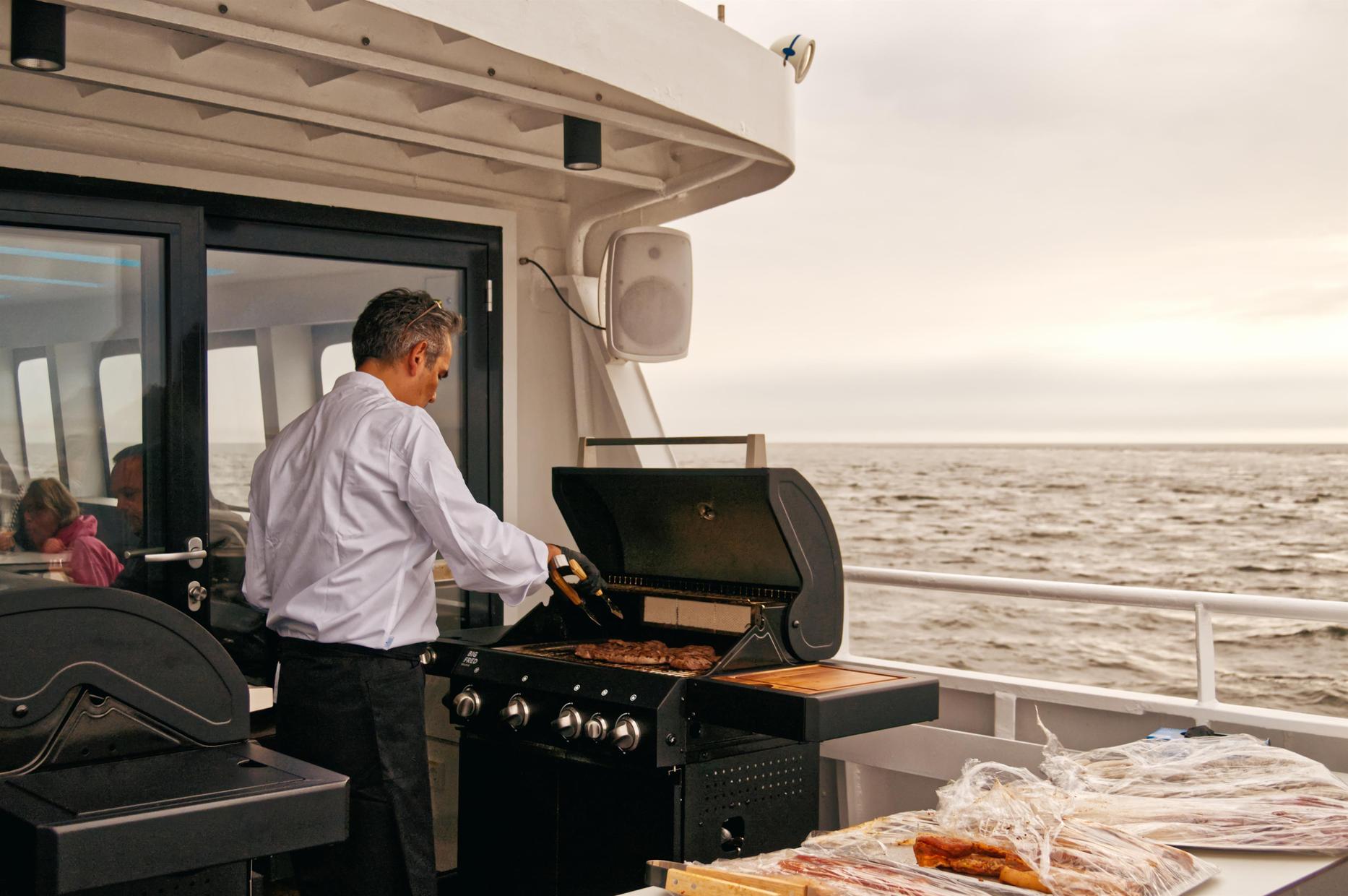 BBQ Cruise